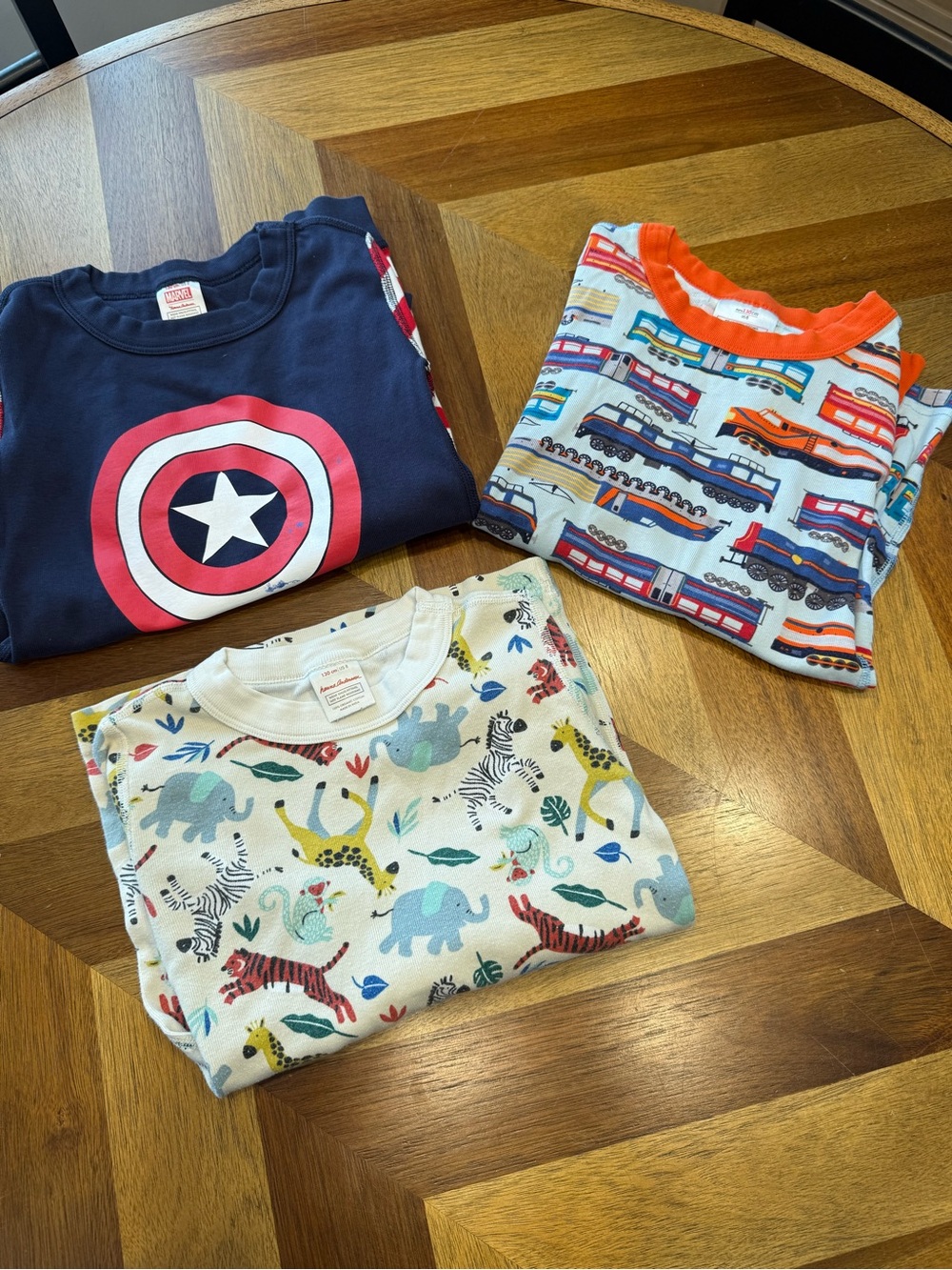 Hanna Andersson Kids Pajama Tops - Marvel, Trains, Zoo size 8
